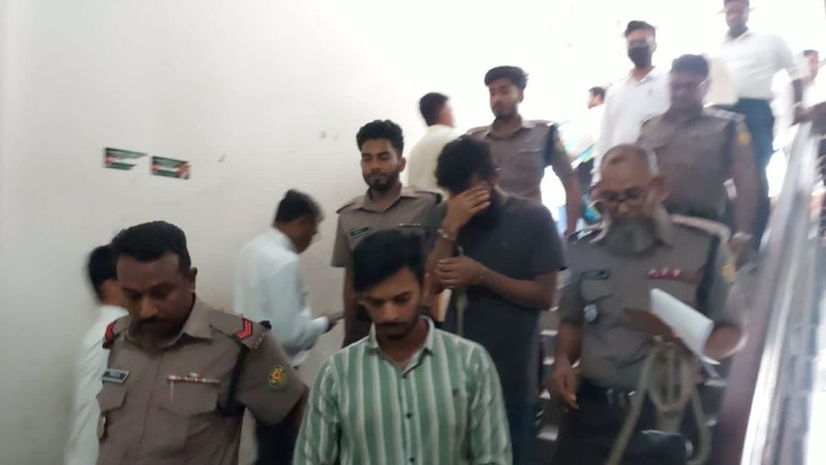 Work permits of two Bangladeshi workers cancelled over extremist social media posts