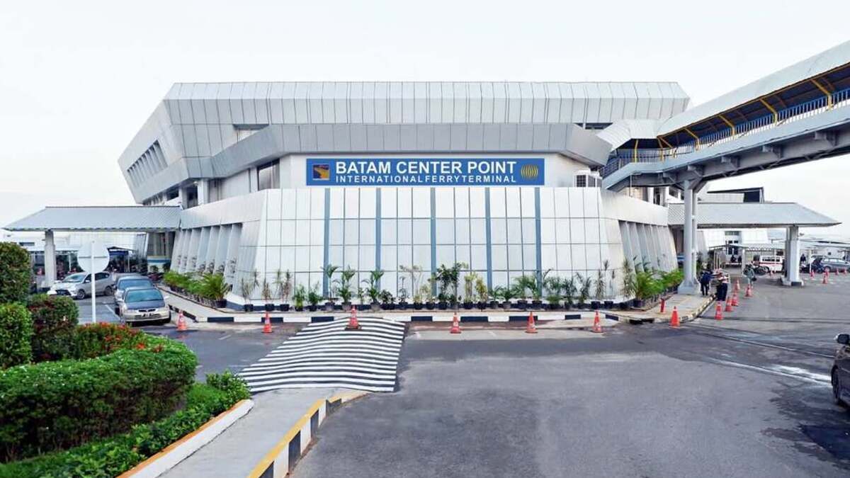 Batam Centre Point International Ferry Terminal.jpg