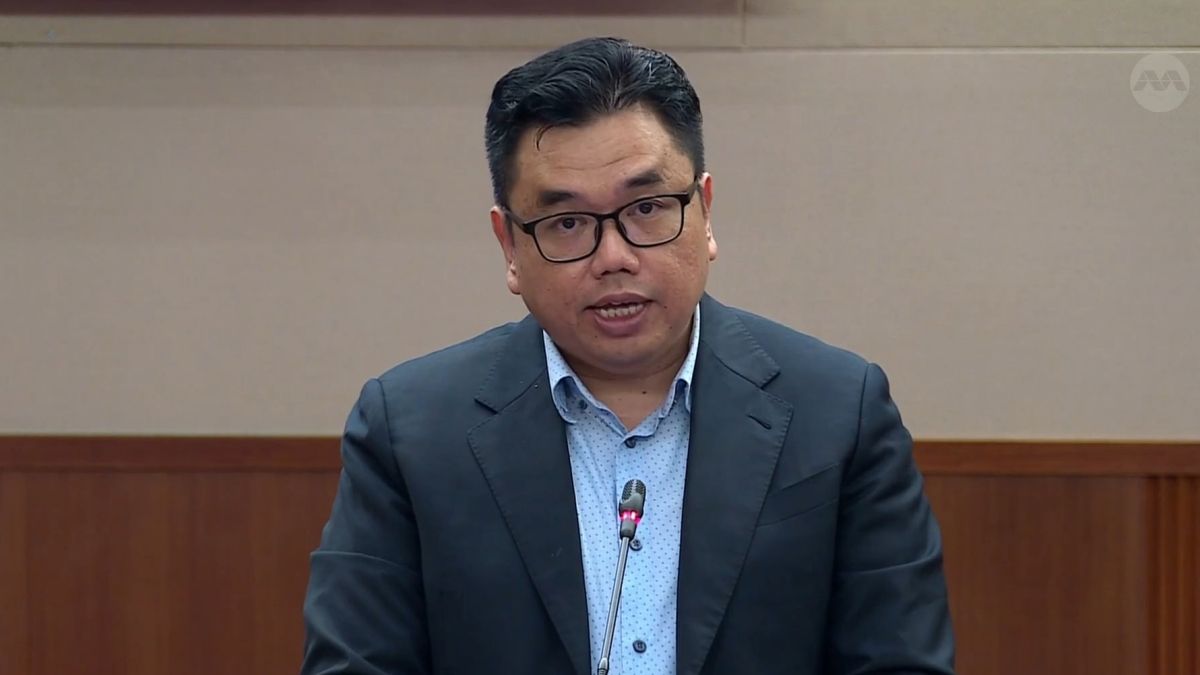 Fadli Fawzi calls for free off-peak public transport to better support seniors and persons with disabilities