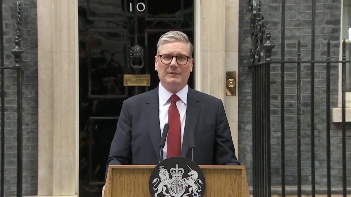 Starmer expected to set out departure as soon as Monday amid fresh calls to quit