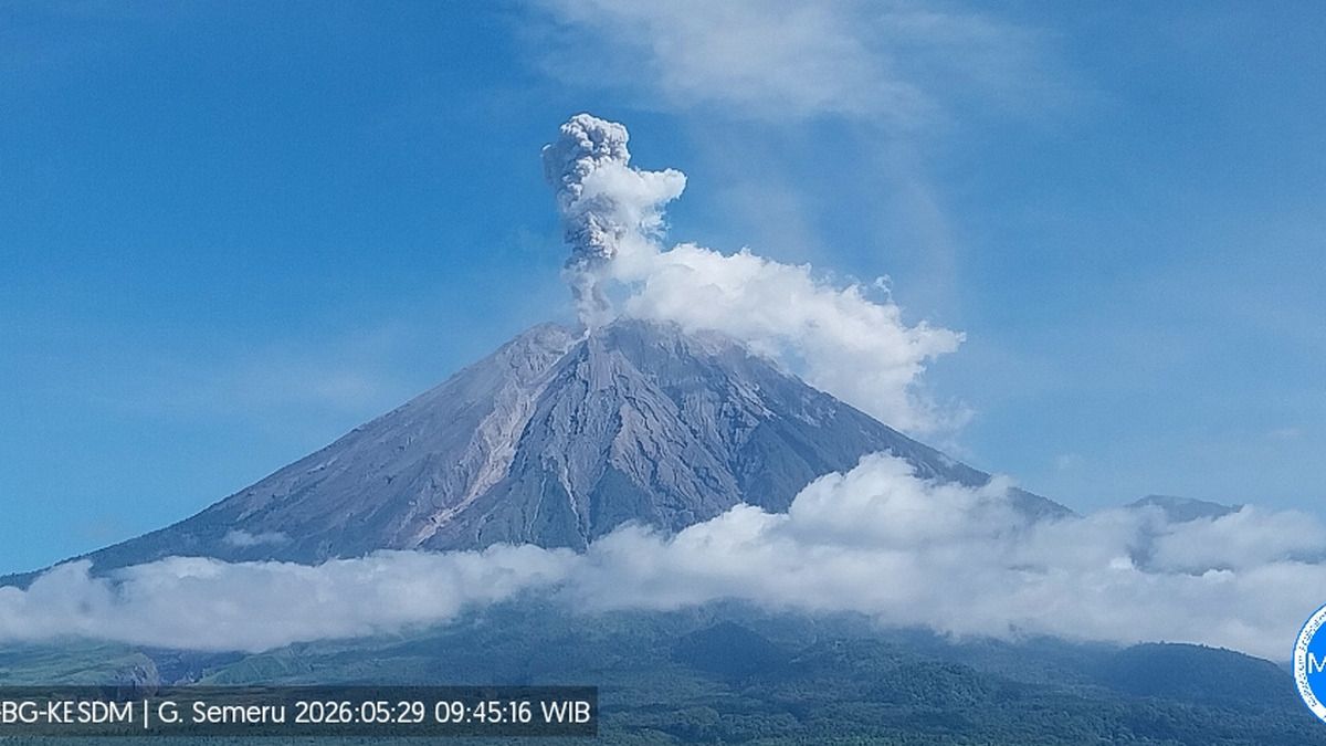 Mount Semeru.jpg