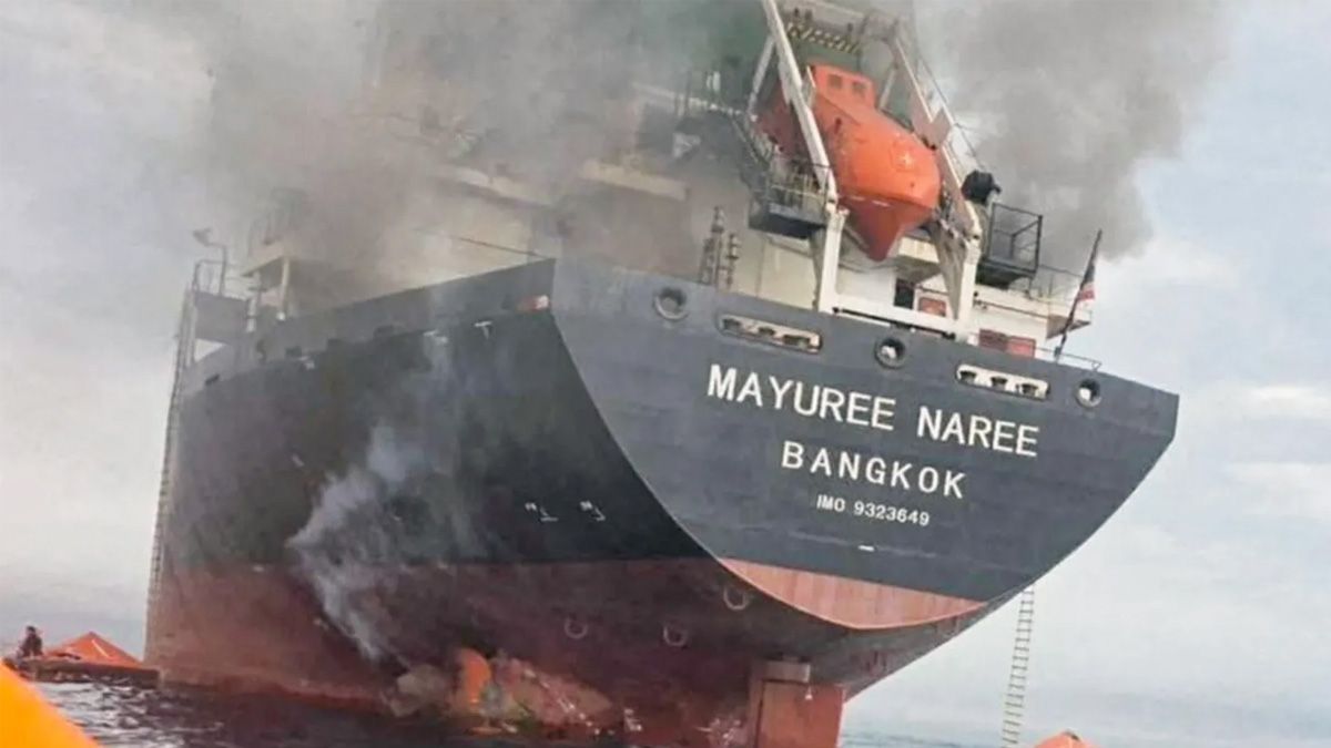 Thai tanker attacked.jpg