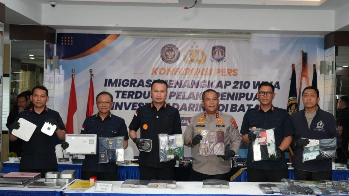 indonesia immigration.jpg
