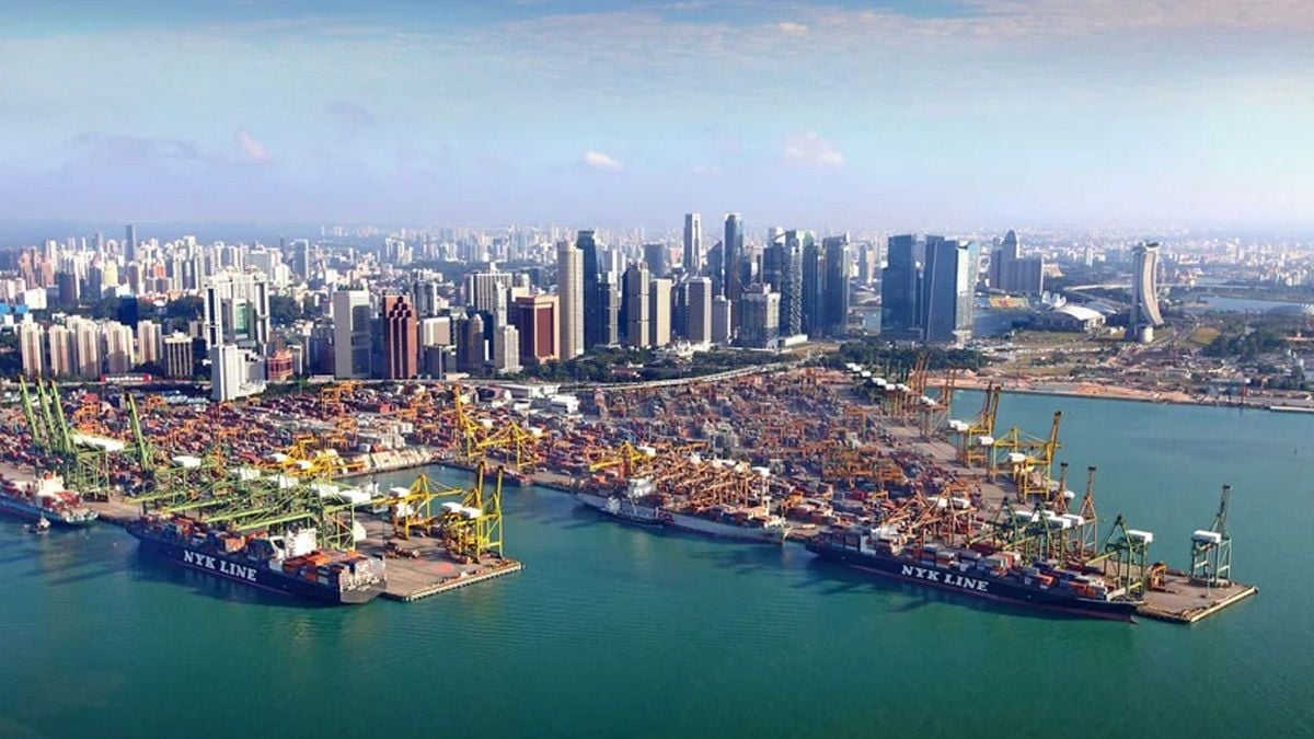 Three dead after supply boat sinks off Pasir Panjang Terminal