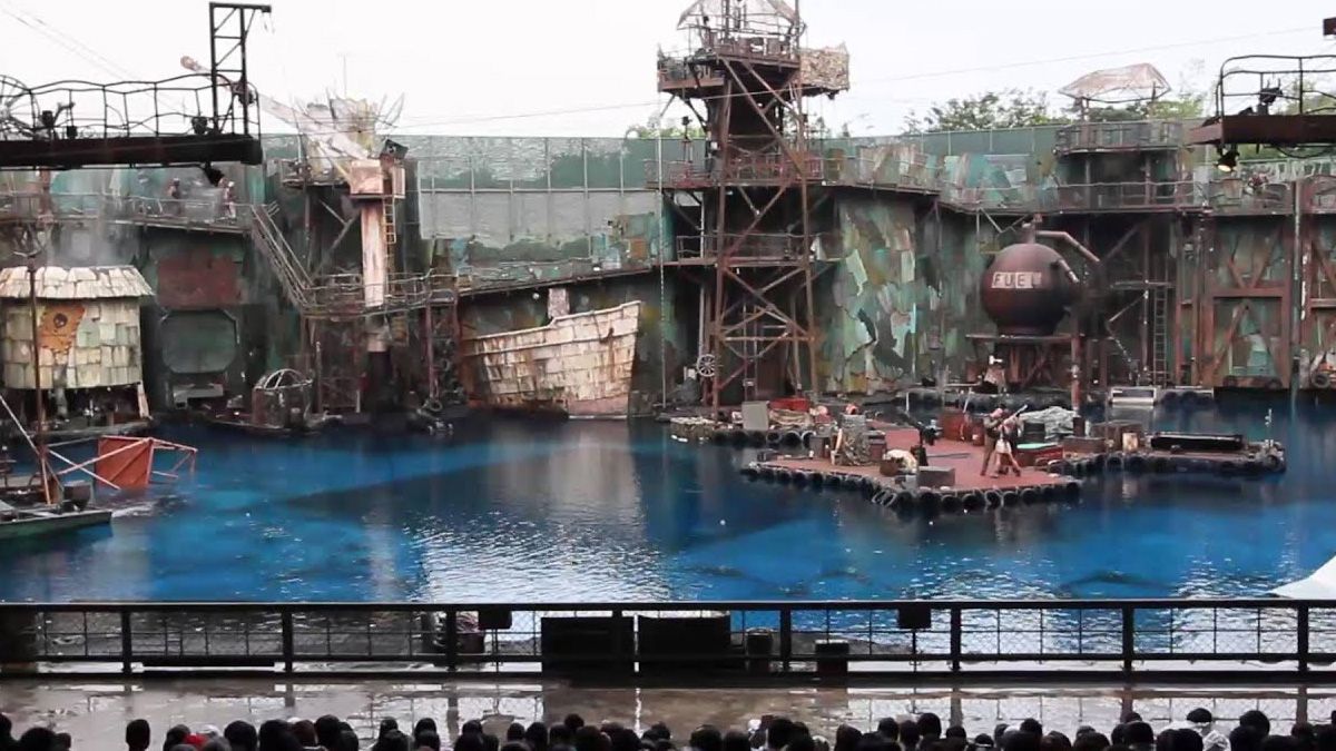 waterworld Uss.jpg